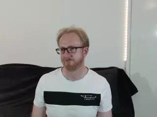 Offline xavii_day on Flirt4Free