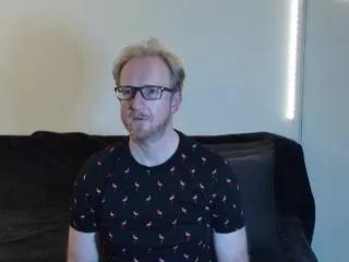 Offline xavii_day on Flirt4Free