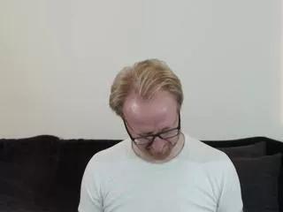 Offline xavii_day on Flirt4Free