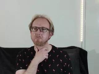 Offline xavii_day on Flirt4Free