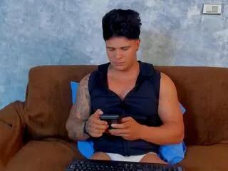 Offline yanka_max on Flirt4Free