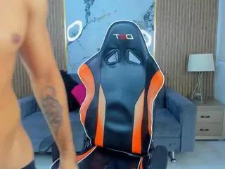 Offline zaiden_klein on Flirt4Free
