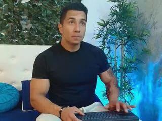 Freechat zane_maverick on Flirt4Free