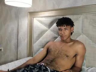 Offline zayn_moreno on Flirt4Free