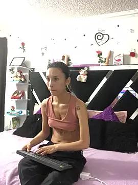 Freechat 1lovelygirls on StripChat