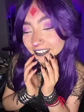 StripChat _Gothiccbitch_ is Freechat _Gothiccbitch_ — Take off corset! Bounce+slaps+pinch nips