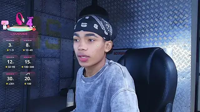 AlanCutee — danece naked