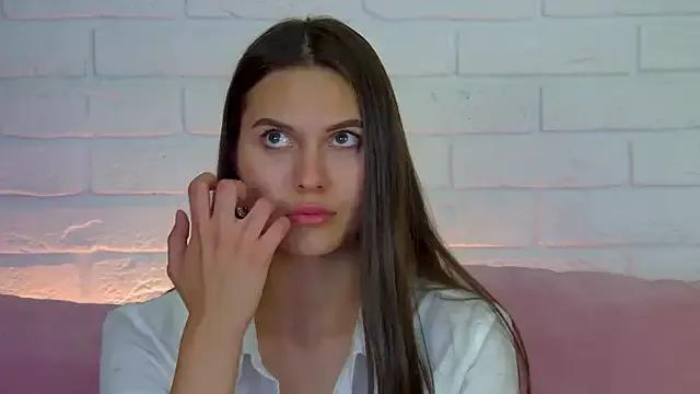 Freechat AlisaVersailles on StripChat