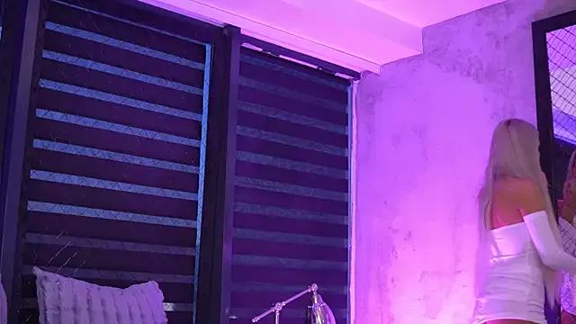 Freechat Candy_Ivy on StripChat