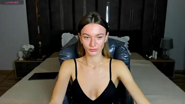 Private EvaToniz on StripChat