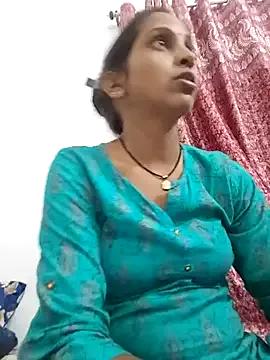 Hotty-Nidhi on StripChat 