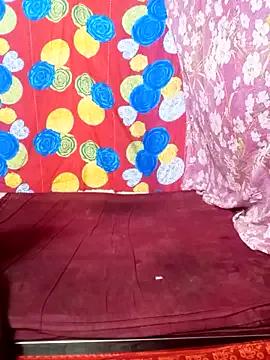 Indian-oyo-boudi on StripChat 