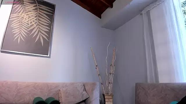 Freechat KatieNolan_1 on StripChat