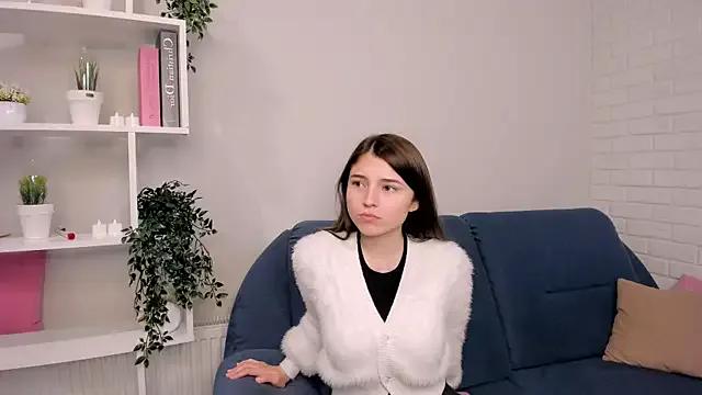 Freechat KeikoWideman on StripChat