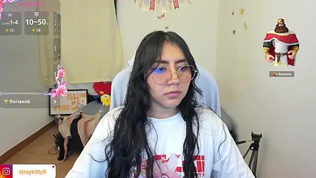 Freechat LoveLyy- on StripChat