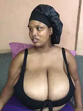 Freechat NonoGotBoobies on StripChat