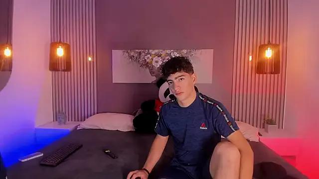 Freechat sweet_petter on StripChat