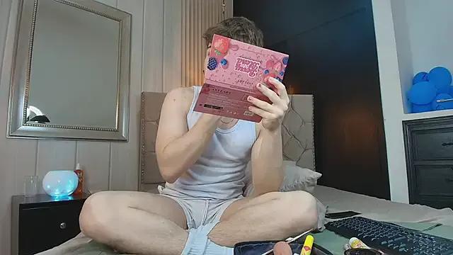 Freechat TaylerWhite on StripChat