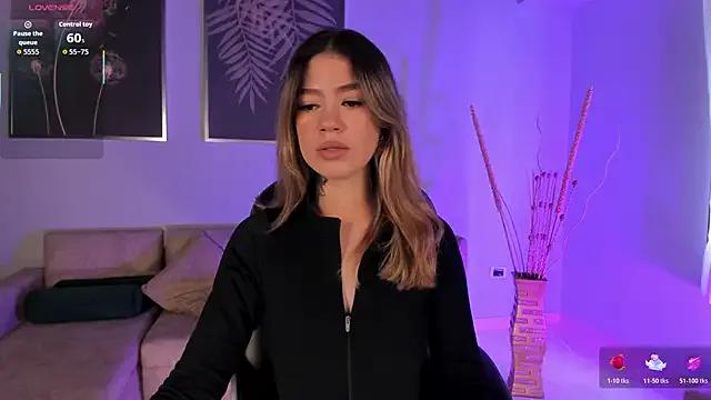 Freechat ViolettHansson on StripChat