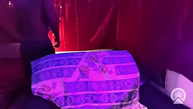 StripChat Your_desi_delhiwali is Freechat Your_desi_delhiwali — Couple show start with couple menu