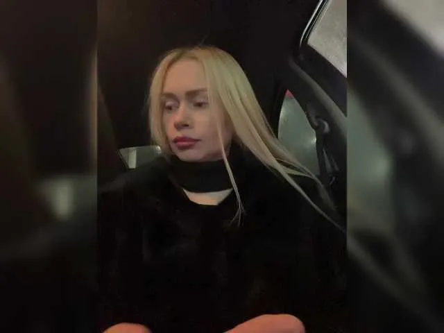 -SexyMilf- on BongaCams