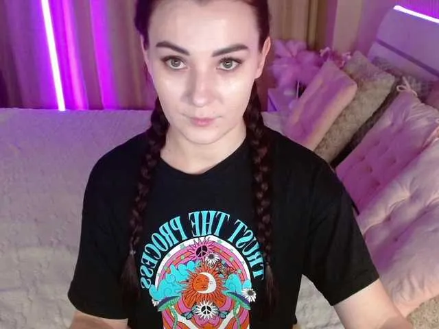 AdeleCherie on BongaCams