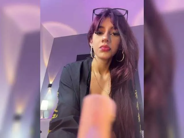 AlannaViera on BongaCams