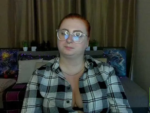 Offline Aliciaredluv on BongaCams