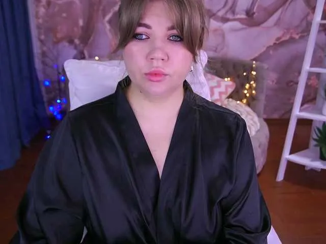 Offline AlishaMalinka on BongaCams