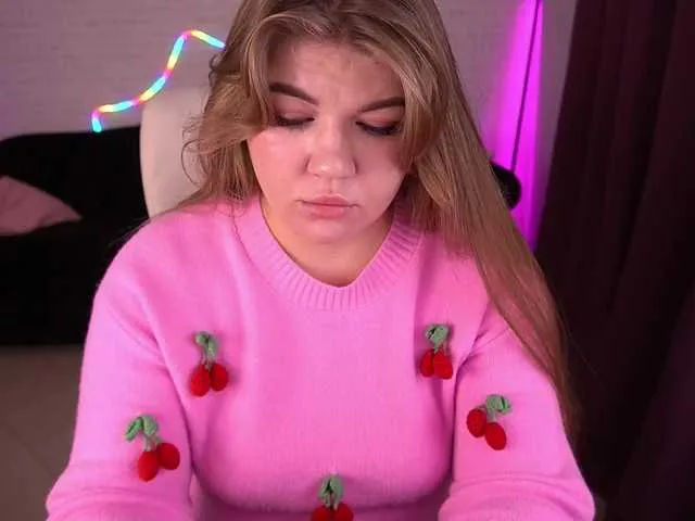 Offline AlishaMalinka on BongaCams