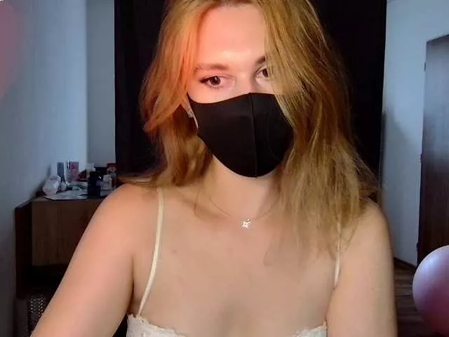 Offline Annavia on BongaCams