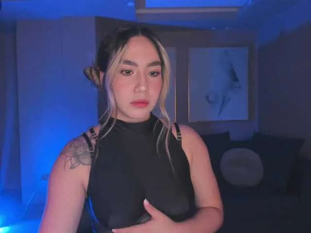 AnnieMonroe1 on BongaCams 