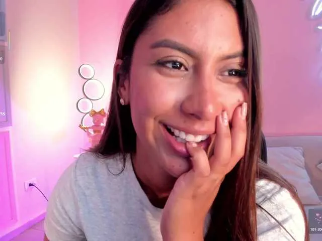 ArianaDumont on BongaCams 