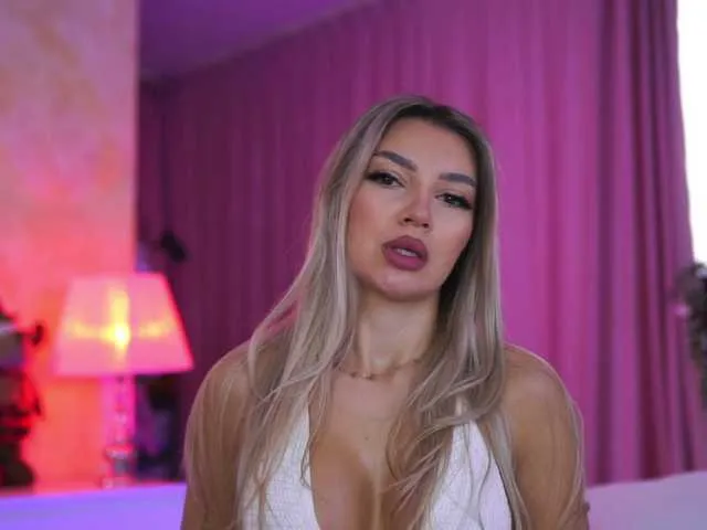 ArtTeasee on BongaCams