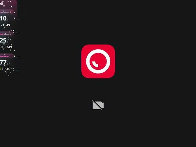 AshleyEvans21 — Hello daddy, thank you for coming to my room (I am from Monday to Saturday from 4 to 10pm), I invite you to look at my menu, don't forget to give me love and follow me  (that helps me a lot on my page)