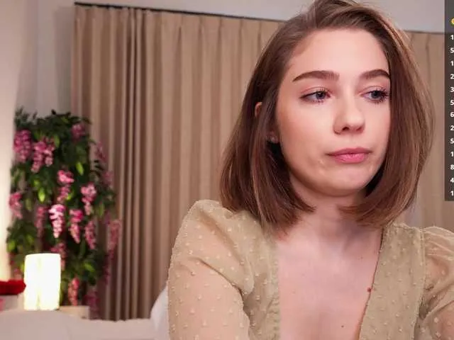 BabyEllen on BongaCams 