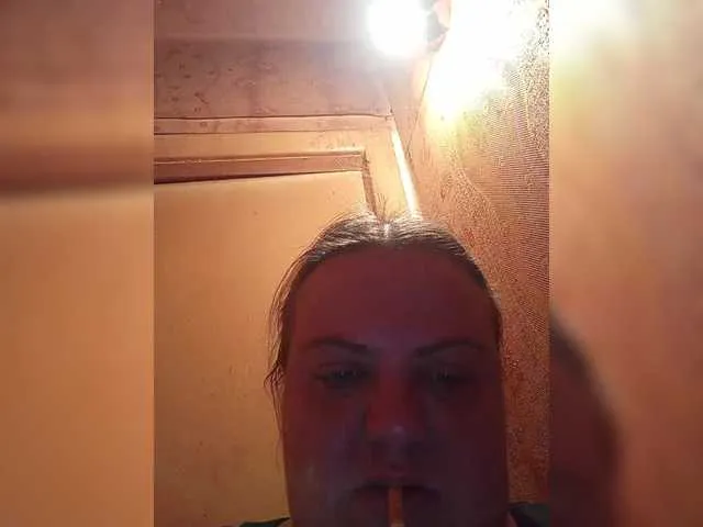 Offline buffy-s-1 on BongaCams