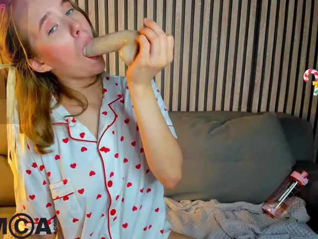 Offline Casey-Sweeet on BongaCams