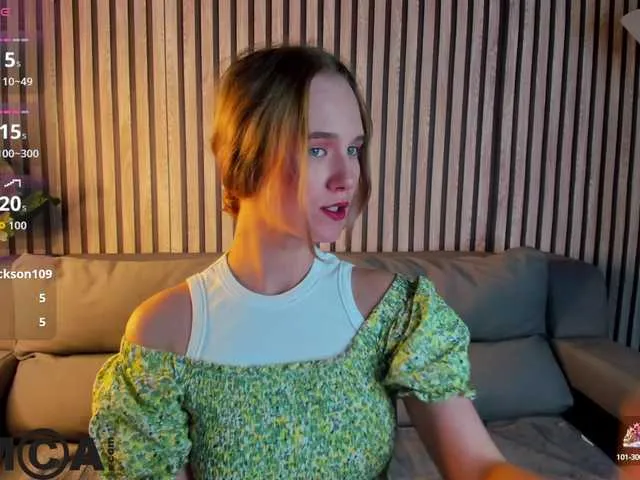 Offline Casey-Sweeet on BongaCams