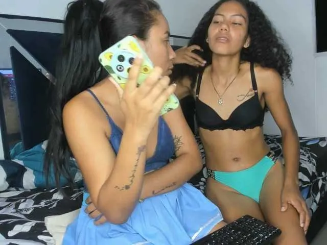 Freechat CharlottandVanessa on BongaCams