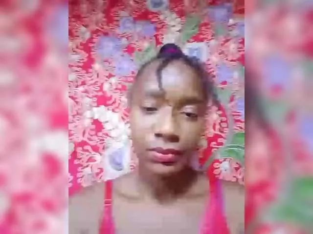 Offline Crystalrosea on BongaCams