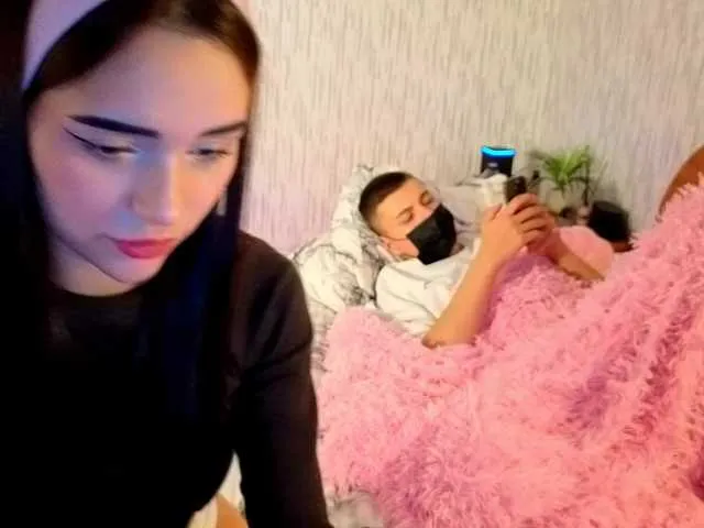 Offline DenisSofia on BongaCams