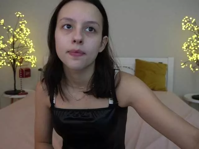 Freechat DiamoLips on BongaCams