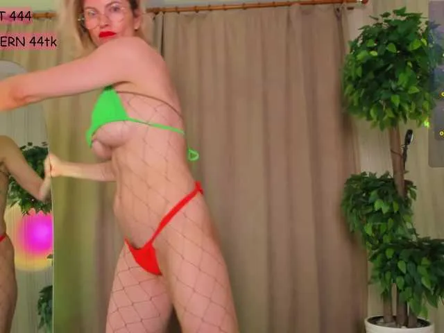 Freechat Divochka on BongaCams