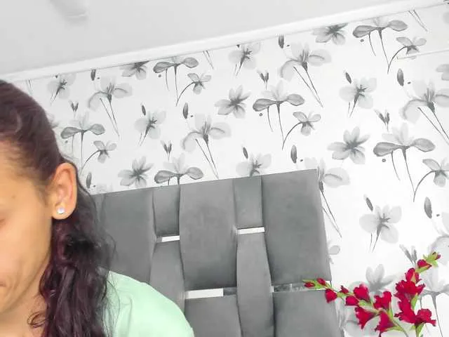 Freechat Ehotloveaxxx on BongaCams