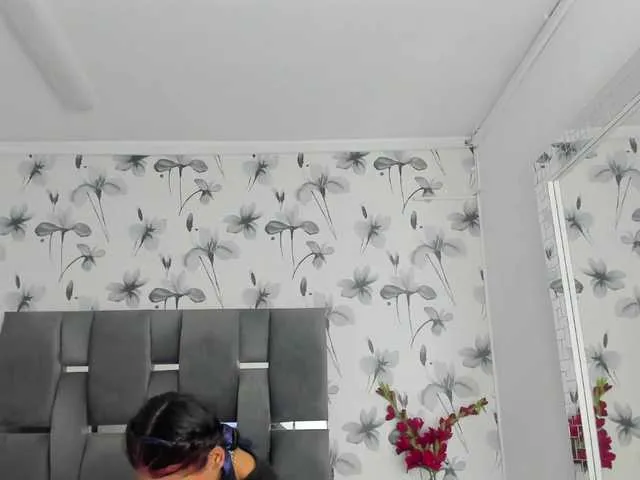 Freechat Ehotloveaxxx on BongaCams