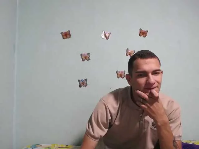 Offline Emilyvalencia on BongaCams