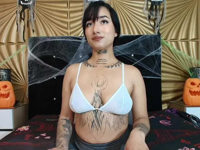 emmily-keller on BongaCams 