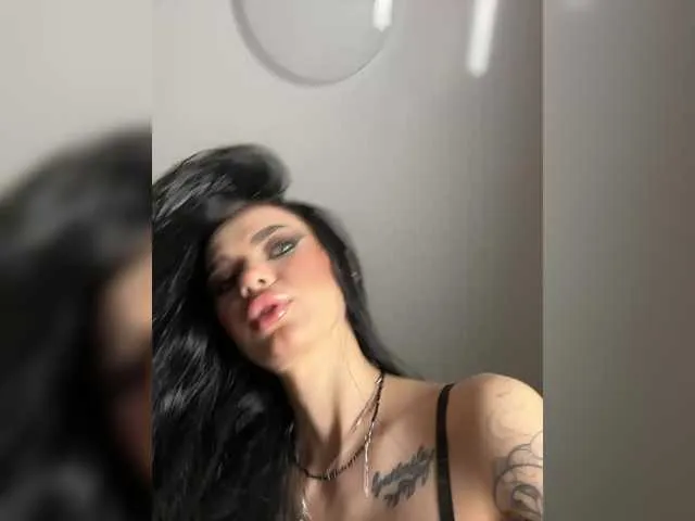 BongaCams EvaDesire is Freechat EvaDesire — Freechat on BongaCams