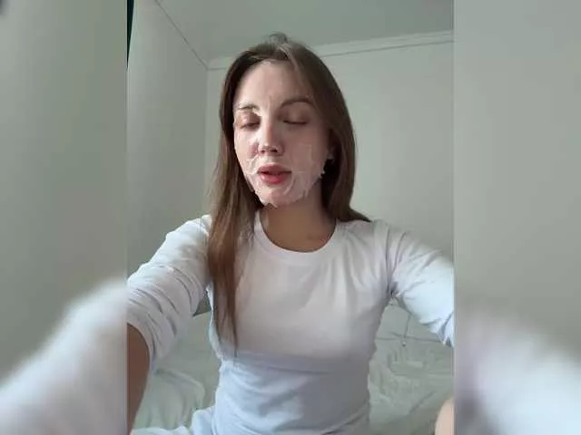 Evelonelfi on BongaCams 